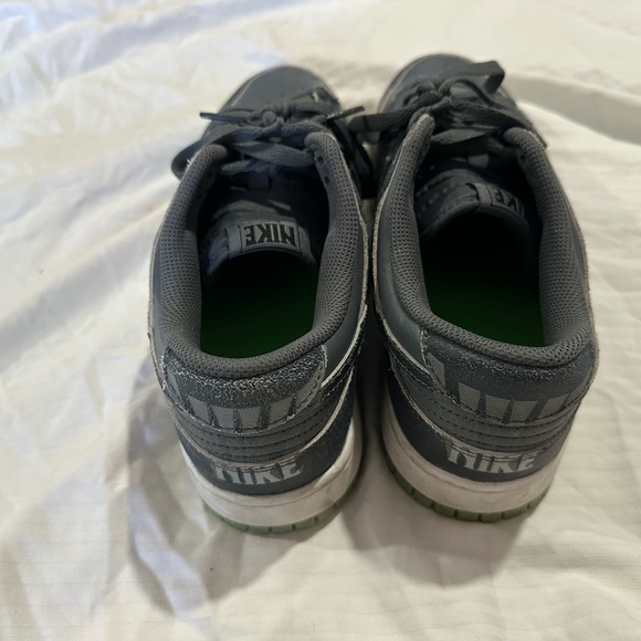 Nike Dunk Low Retro PRM Halloween (2022) - Picture 3 of 3